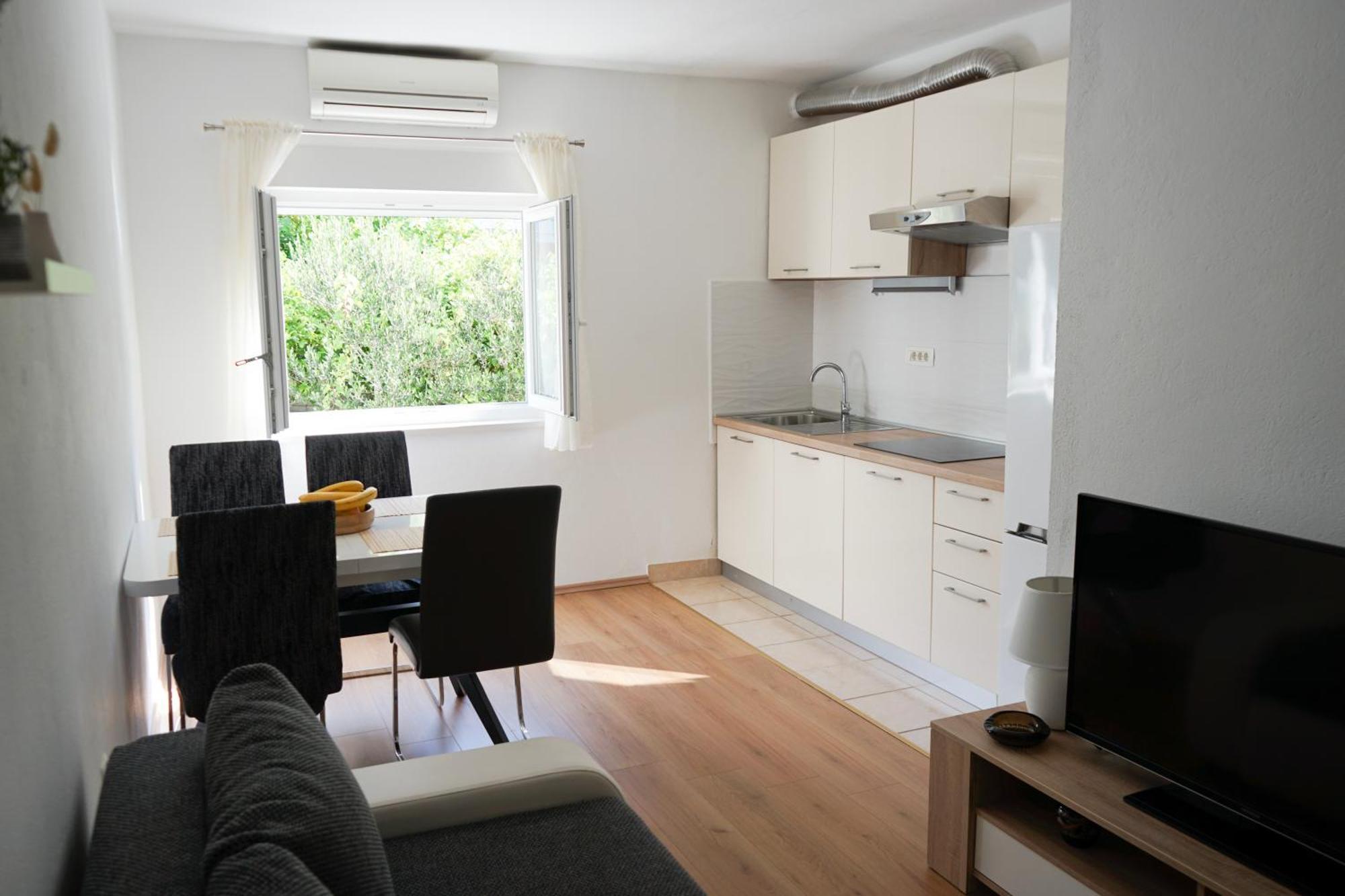 Apartments Rose Makarska Exterior foto