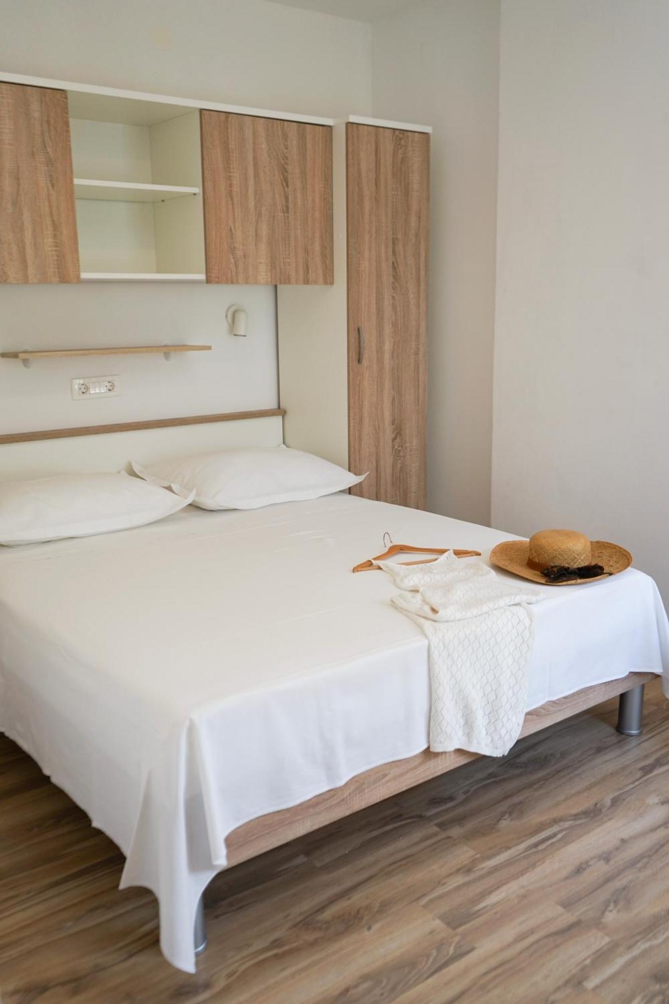 Apartments Rose Makarska Exterior foto